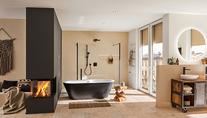 From Hansgrohe&rsquo;s new matt black range, the Metropol floorstanding single lever bath mixer